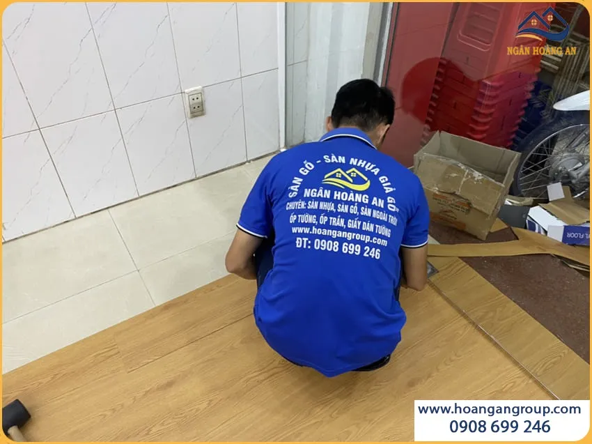 Sàn Nhựa Giả Gỗ Dán Keo Vinyl Floor LT1008